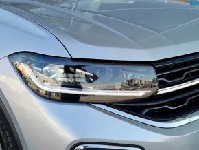 VW Noul T-Cross Advanced 1.5 TSI DSG thumbnail