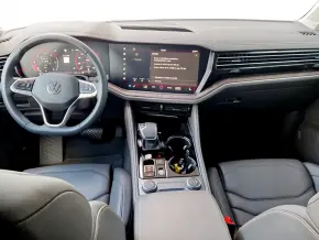 VW Touareg Elegance V6 TDI thumbnail