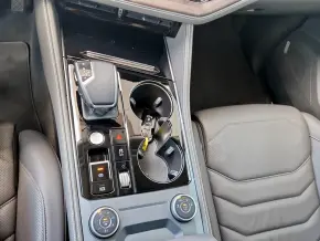 VW Touareg Elegance V6 TDI thumbnail