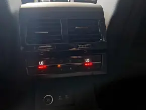 VW Touareg Elegance V6 TDI thumbnail