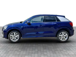 Audi Q2 35 TFSI S line thumbnail