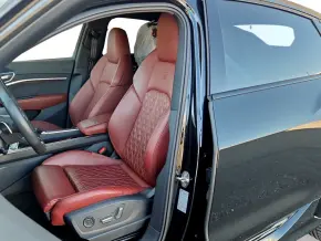 Audi e-tron S Sportback 370 kW / 503 CP thumbnail