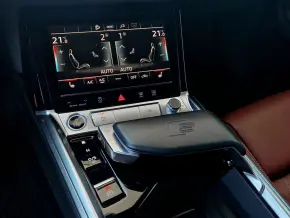Audi e-tron S Sportback 370 kW / 503 CP thumbnail