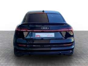 Audi e-tron S Sportback 370 kW / 503 CP thumbnail
