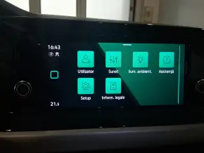 VW Golf Life 1.0 TSI thumbnail