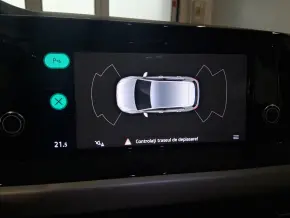 VW Golf Life 1.0 TSI thumbnail