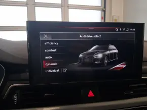 Audi A4 Avant Advanced 40 TDI quattro thumbnail