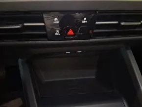 VW Golf Life 1.0 TSI thumbnail