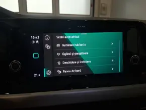 VW Golf Life 1.0 TSI thumbnail