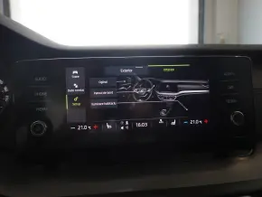 Škoda OCTAVIA COMBI AMBITION 2.0 TDI DSG thumbnail