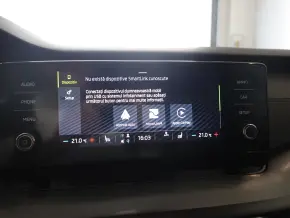Škoda OCTAVIA COMBI AMBITION 2.0 TDI DSG thumbnail