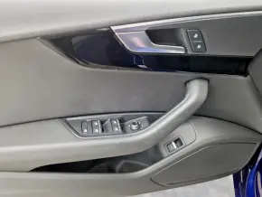A5 Sportback Sport 2.0 TDI quattro thumbnail
