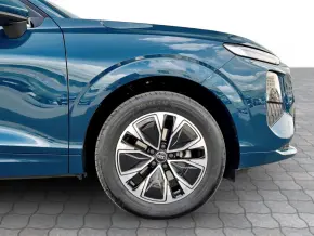 Q3 35 TFSI thumbnail
