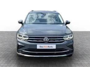 VW Noul Tiguan Life 2,0 TDI DSG thumbnail