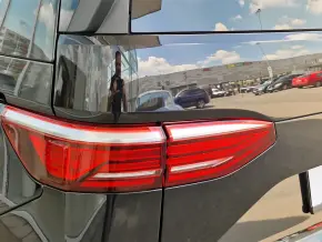 VW Multivan Life L 2.0 TDI 110KW thumbnail