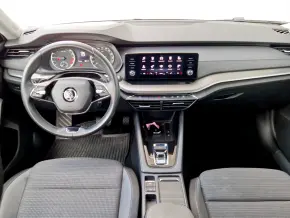 Škoda OCTAVIA COMBI AMBITION 2.0 TDI DSG thumbnail
