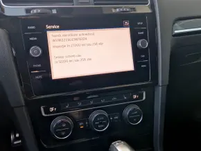 VW Golf Highline 1.6 TDI DSG thumbnail