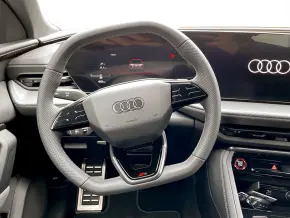 Audi Q5 Sportback 40 TDI quattro thumbnail
