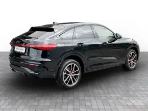 Audi Q5 Sportback 40 TDI quattro thumbnail