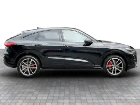 Audi Q5 Sportback 40 TDI quattro thumbnail