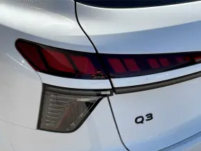 Audi Q3 Sportback 35 TFSI thumbnail