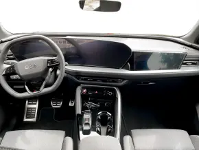 Audi Q5 Sportback 40 TDI quattro thumbnail