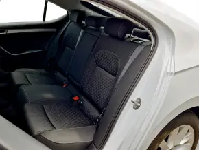 Škoda SUPERB AMBITION 2.0 TDI DSG Small Fleet thumbnail