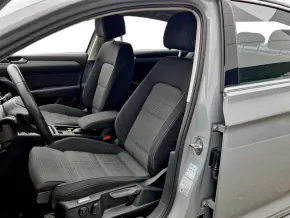 VW Passat Comfortline1.5 TSI ACT DSG thumbnail