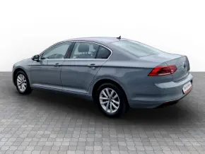 VW Passat Comfortline1.5 TSI ACT DSG thumbnail