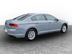 VW Passat Comfortline1.5 TSI ACT DSG thumbnail