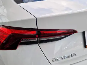 Škoda OCTAVIA AMBITION 2.0 TDI Small Fleet thumbnail
