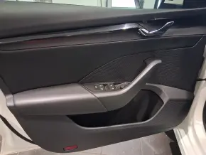 Škoda OCTAVIA COMBI AMBITION 2.0 TDI DSG thumbnail
