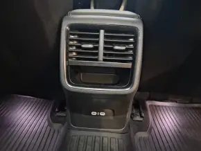 Škoda OCTAVIA COMBI AMBITION 2.0 TDI DSG thumbnail