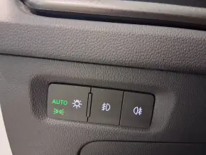 Škoda OCTAVIA COMBI AMBITION 2.0 TDI DSG thumbnail