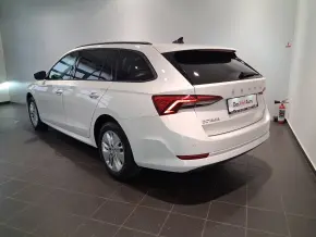 Škoda OCTAVIA COMBI AMBITION 2.0 TDI DSG thumbnail