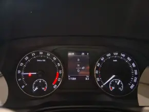 Škoda OCTAVIA COMBI AMBITION 2.0 TDI DSG thumbnail