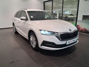 Škoda OCTAVIA COMBI AMBITION 2.0 TDI DSG thumbnail