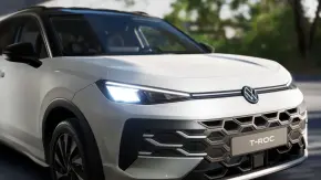 Noul T-Roc Life 1.5 eTSI DSG thumbnail