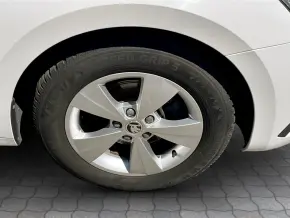 Škoda Octavia Ambition 2.0 TDI Small Fleet thumbnail