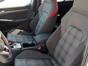 VW Golf GTI thumbnail