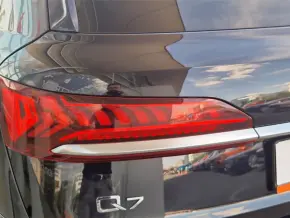 Audi Q7 S line 50 TDI quattro thumbnail