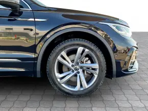 VW Noul Tiguan R-Line 2,0 TSI DSG 4Mot thumbnail