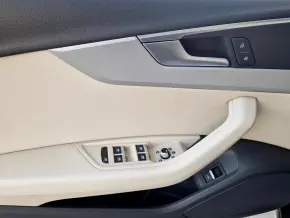 A4 Avant S Line 40 TDI quattro thumbnail