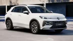 Noul T-Roc Life 1.5 eTSI DSG thumbnail
