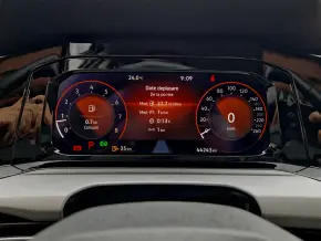 VW Golf Life 1.5 eTSI ACT DSG mild hyb thumbnail