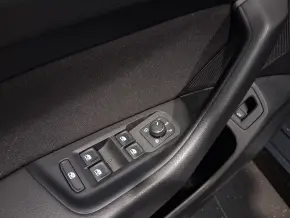 VW Noul Passat Trendline1.5 TSI ACT thumbnail
