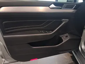 VW Noul Passat High 2.0  biTDI 4Mot DSG TD thumbnail