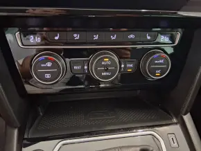 VW Noul Passat High 2.0  biTDI 4Mot DSG TD thumbnail