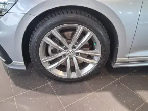VW Noul Passat High 2.0  biTDI 4Mot DSG TD thumbnail