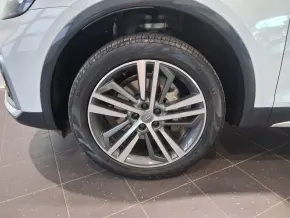 Q5 SB S line 45 TFSI quattro thumbnail